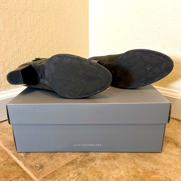 🧙‍♀️ VIONIC Madeline Leather Ankle Boots - Olive - Size 7 🧙‍♀️HP🧙‍♀️ - Picture 6 of 7